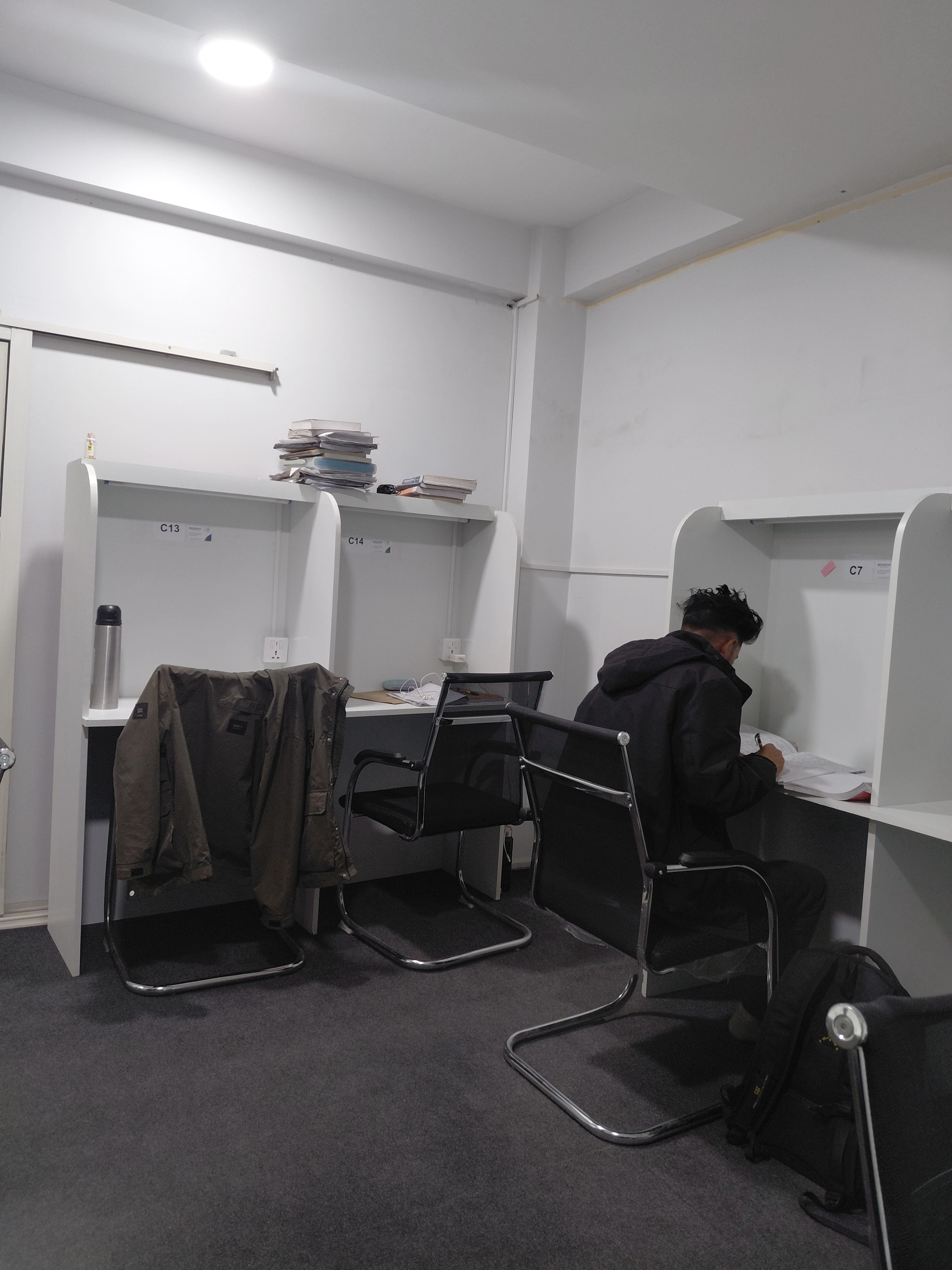 Shanvi Reading Room
